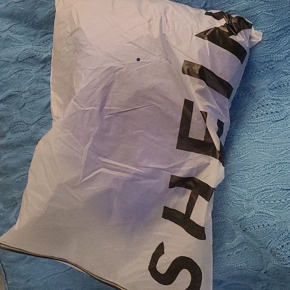 Shein tulle dress with removable train. Royal blue with black trim size 12. Prom - Picture 3 of 4